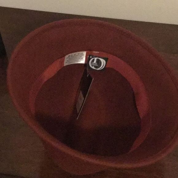 Emma B by Giovannio - Wool Cloche hat - Picture 5 of 9